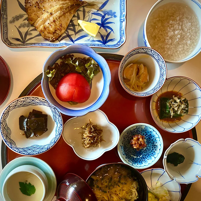 kyushu-onsen-bathing-porcelain img 09