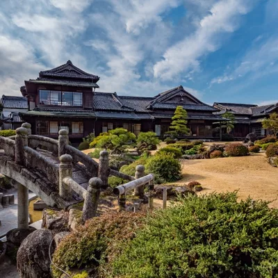 A Tour of Iizuka’s Famous Sweets and the Luxurious Former Residence of Ito Den’emon