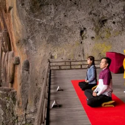 Cook Rice in a Traditional Kamado & Meditate at Fuko-ji Temple (Start in Beppu, Oita / End in Aso, Kumamoto)