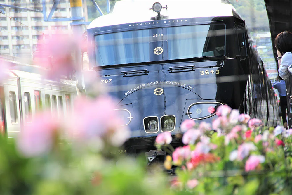 JR Kyushu's 36+3 tops Forbes' list of luxury trains inspiring slow travel in 2021!