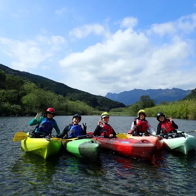 Going Down the Clear Hori River