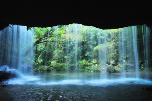 The Breathtaking Landscapes of Mt. Aso: 4-Hour Taxi Tour of Daikanbo & Nabegataki Falls
