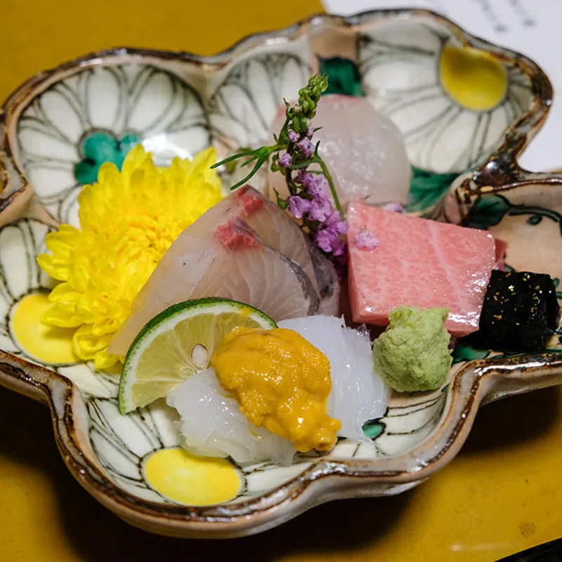 kyushu-onsen-bathing-porcelain img 32
