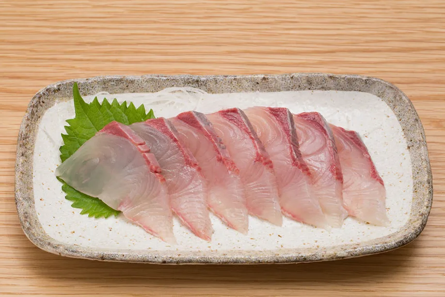 kinko-bays-kanpachi-fresh-mineral-rich-premium-fish-from-kagoshima 02