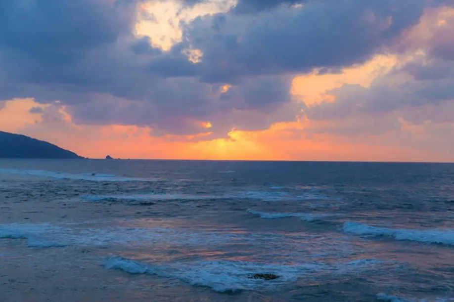 amami-oshima-gorgeous-island-steeped-history_03