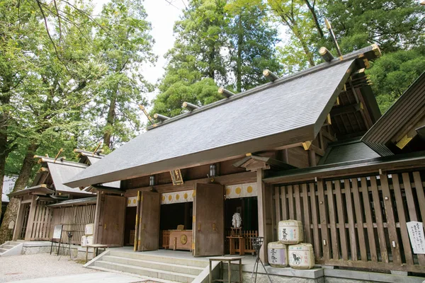 Amanoiwato Shrine