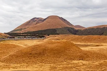 Hiking Trails at Aso Kusasenri: