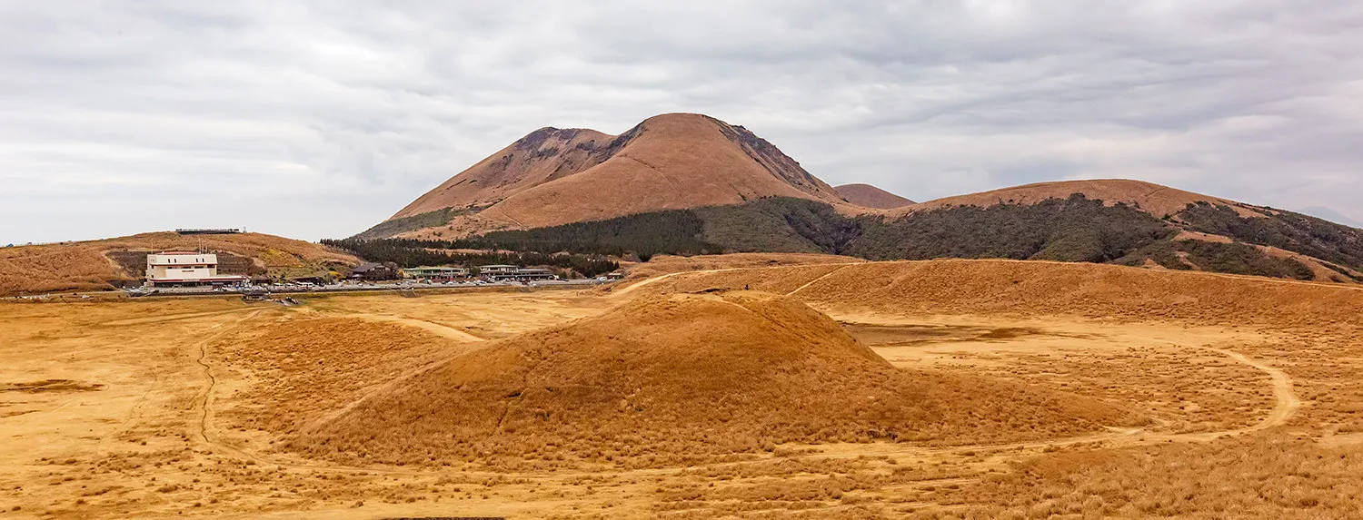 Hiking Trails at Aso Kusasenri