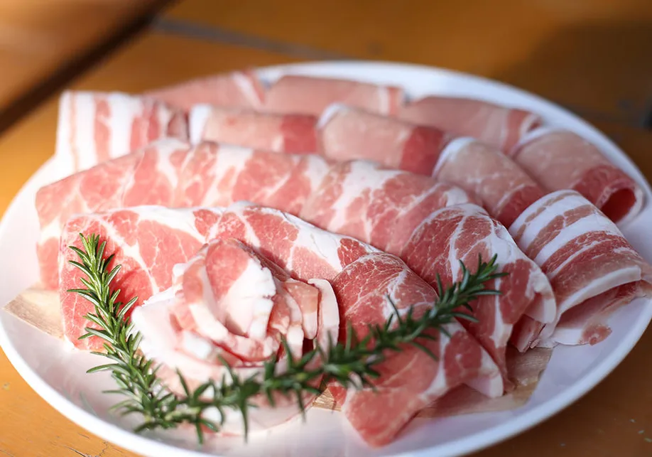 delicious-secrets-kagoshimas-free-range-kurobuta-pork_06