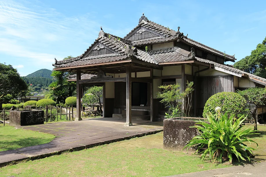 exploring-obi-castle_06