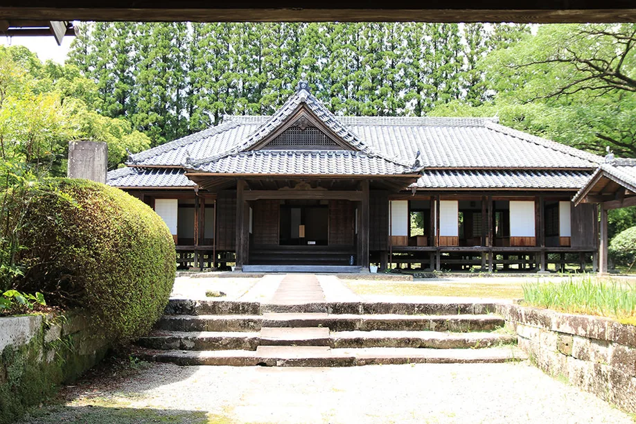 exploring-obi-castle_14