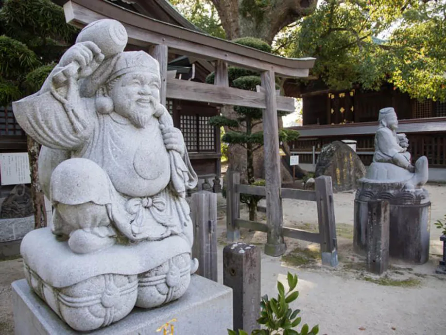 exploring-saga-city-and-sake-street_03