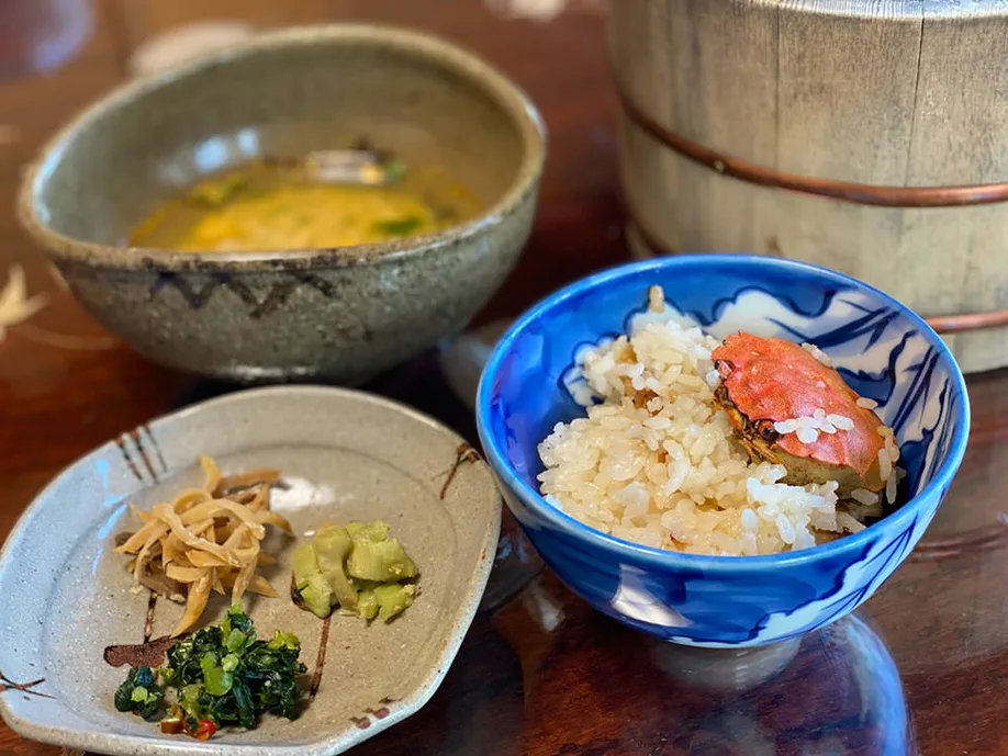 flavors-bound-area-and-loved-locals_07