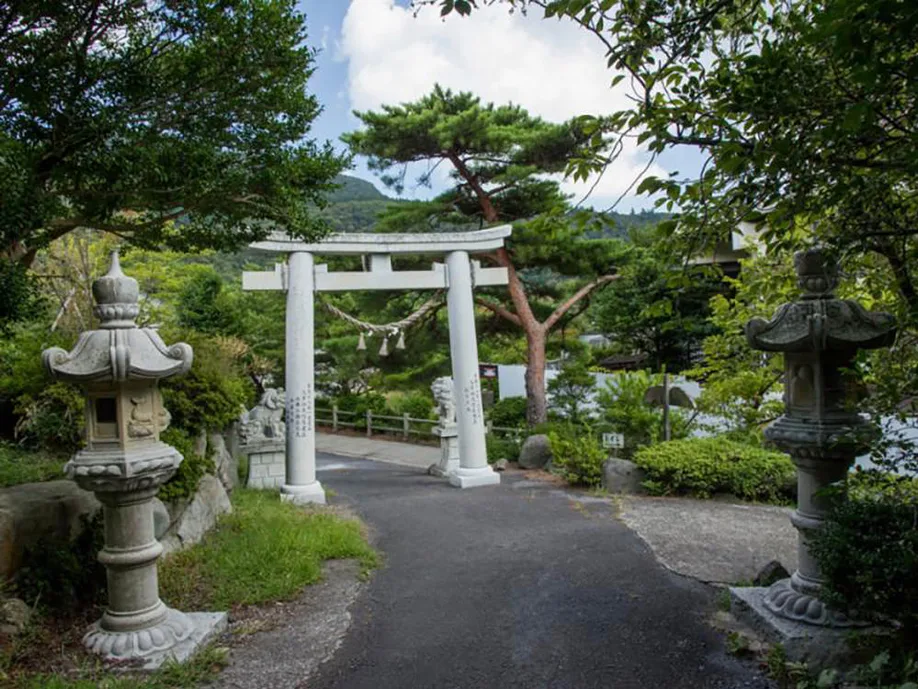 hell-and-back-walk-through-steamy-hot-springs-unzen_07