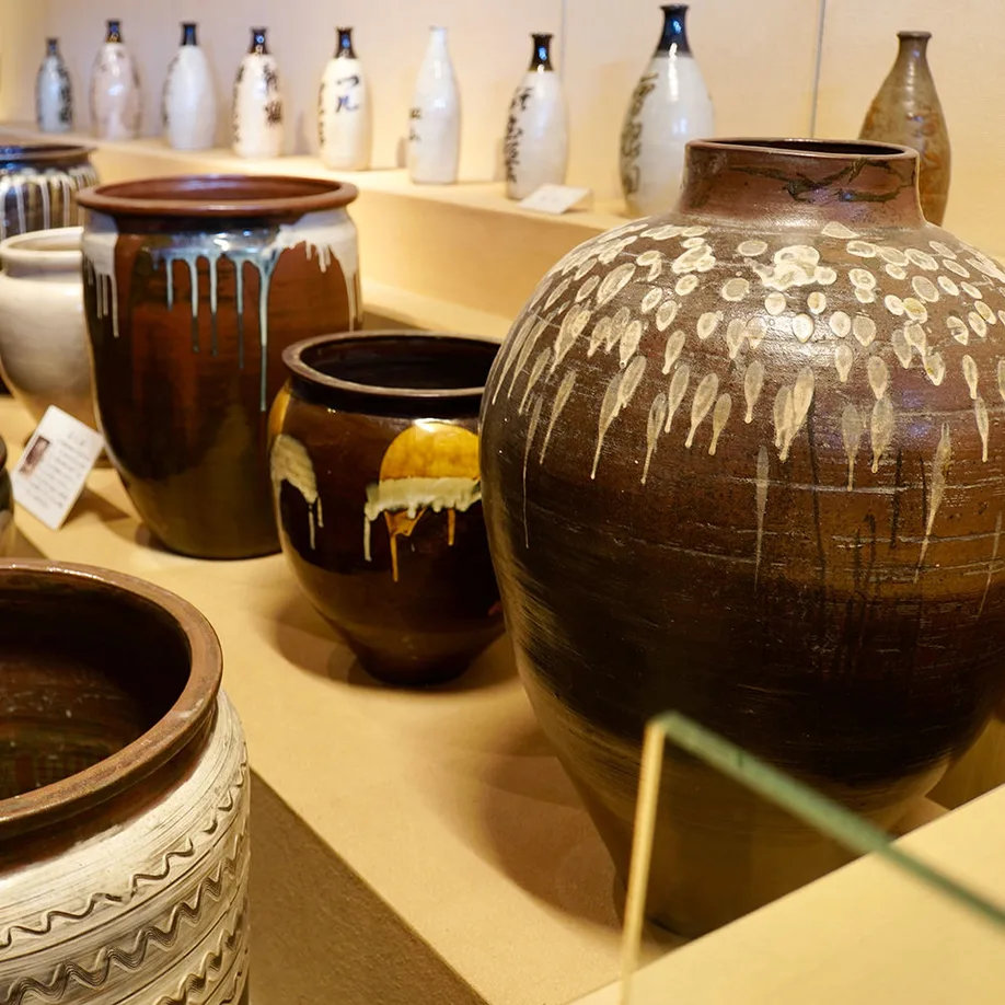 koishiwara-pottery-climbing-kilns-flying-dot-patterns_02