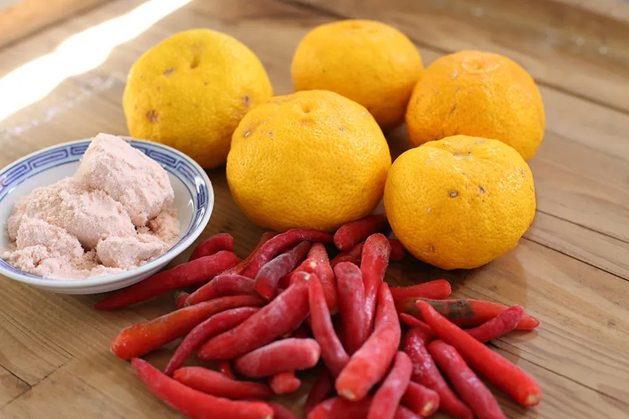 kumamotos-yuzu-kosho-perfect-blend-citrus-and-spice_07