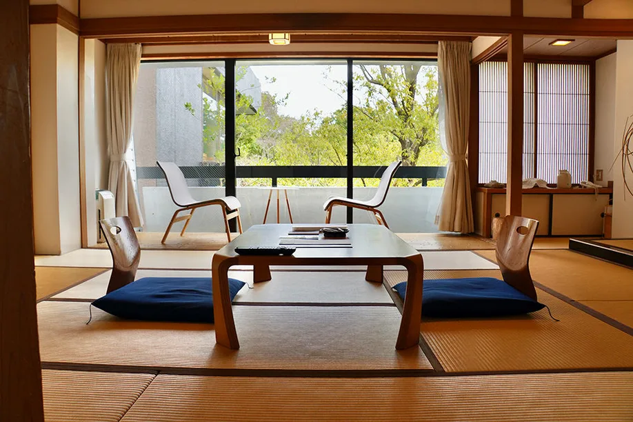 mystic-art-meets-mindfulness-mifuneyama-rakuen_09
