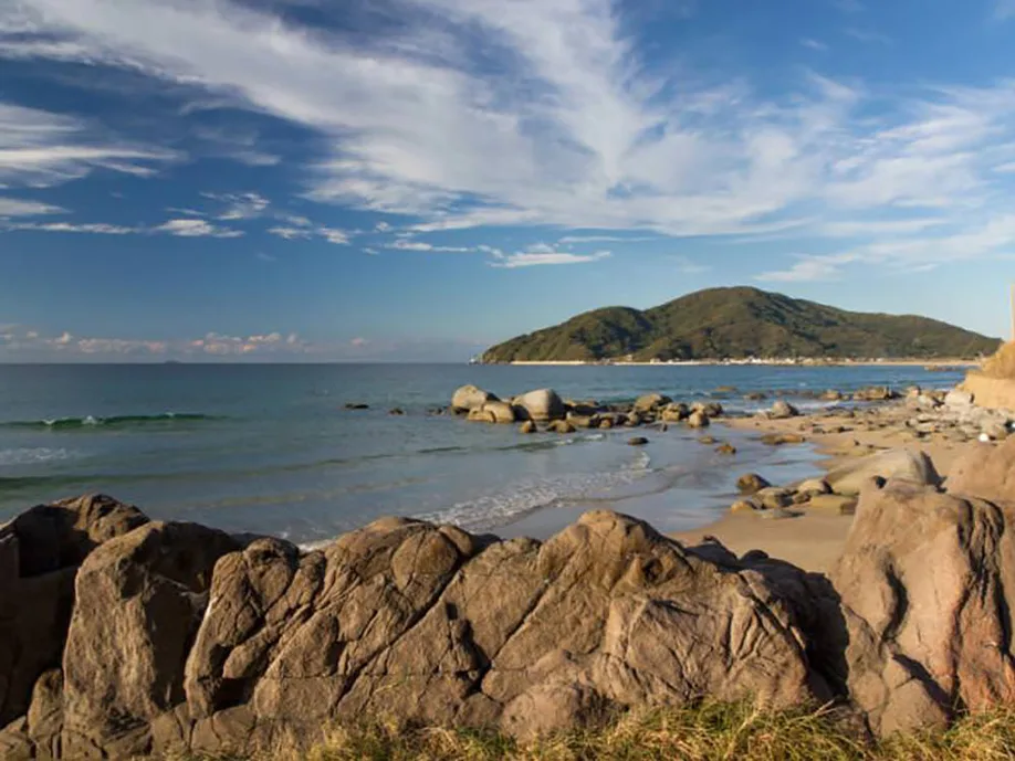 slow-down-itoshima-beach-cafes-and-unforgettable-sunsets_02