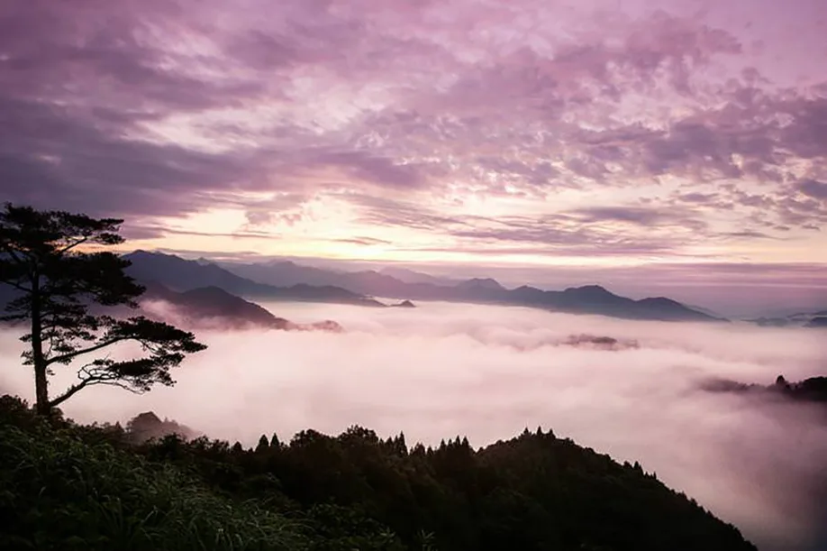 takachiho-explorations-mystical-land_02