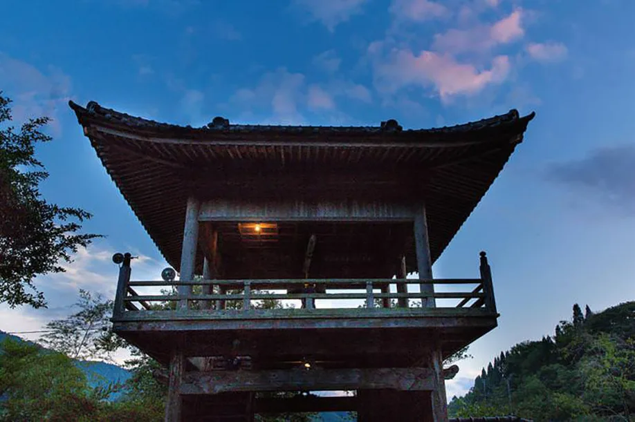 takachiho-explorations-mystical-land_09