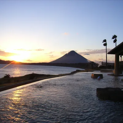 “Tamatebako” Outdoor Hot Springs