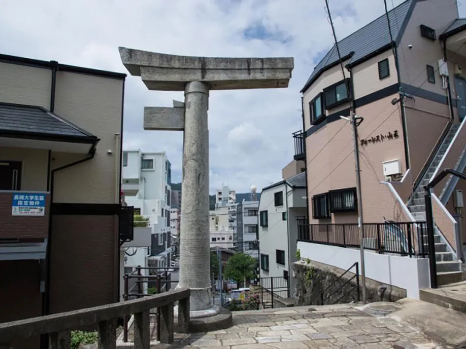 trade-war-and-religion-many-faces-nagasaki-city_04