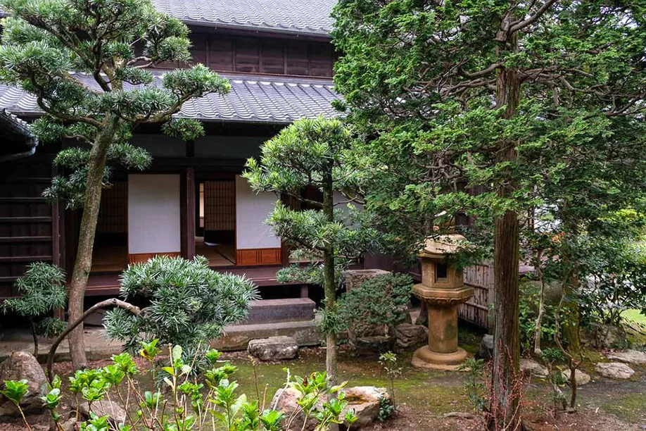 usuki-samurai-edo-castle-town_04