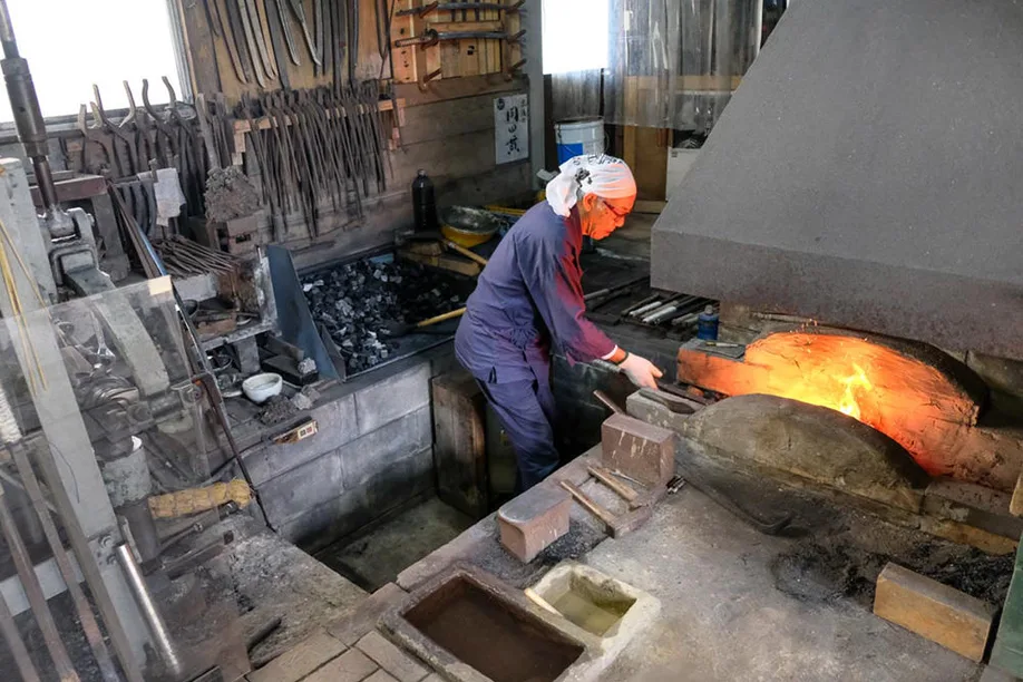 world-katana-sword-making-kumamoto_04