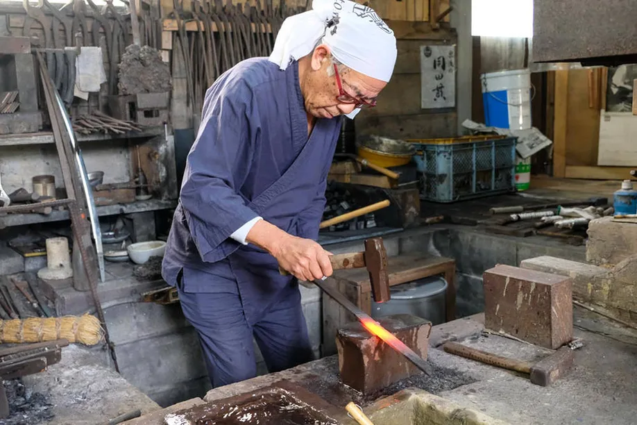world-katana-sword-making-kumamoto_09