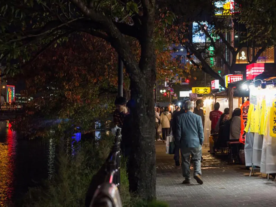 yatai-fukuoka-sitting-counter-history_09