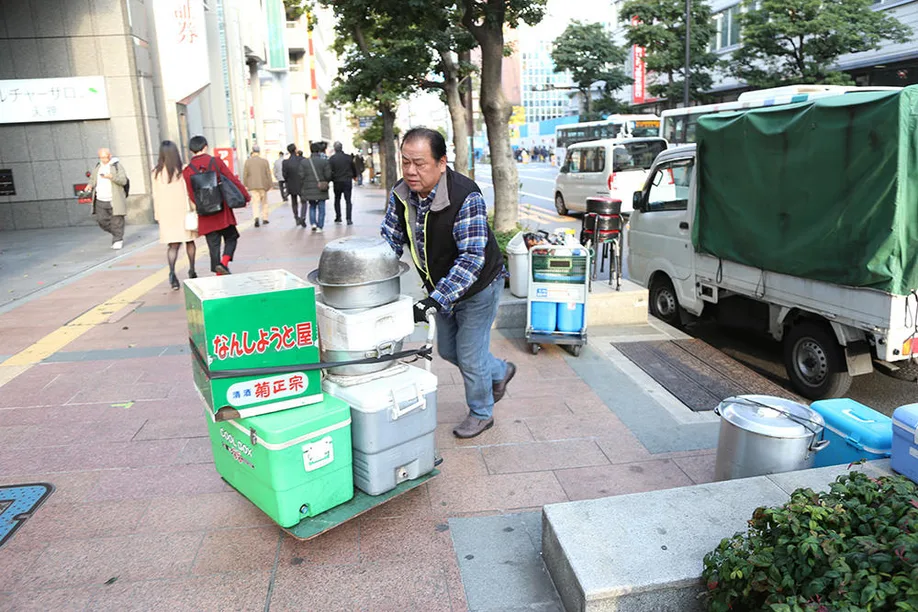yatai-fukuokas-moveable-feasts_04